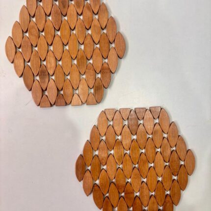 Elegant Hexagon Wooden Table Mat – Leaf Pattern Design