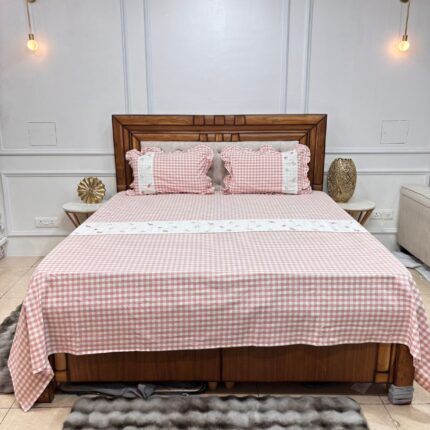 🌸 Blush Pink Checks Bedsheet – Soft, Sweet & Stylish 🌸