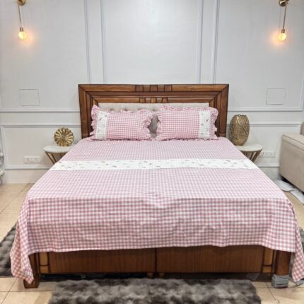 🌷 Pastel Pink Gingham Bedsheet – Cute, Cozy & Elegant 🌷
