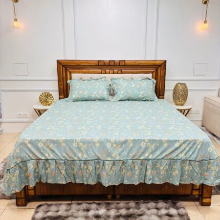 Elegant Floral Frill Bedsheet 😍 Soft Pastel Luxury for Your Bedroom