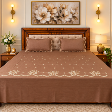 The overall design can suit both traditional and modern bedrooms
